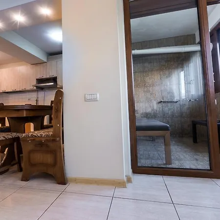 Apartment Pria